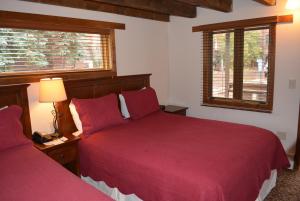 Economy Quadruple Room room in Mountain Chalet Aspen