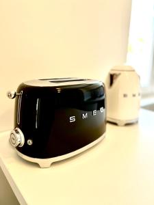 Brand New 2BD Apartment with Jacuzzi