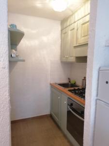 La Casetta Cannigione by Gmb Holidays img14