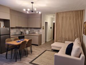 Old Beach Apartment Vlora