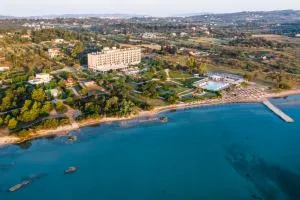 Galaxy Hotel - Bouzéïka