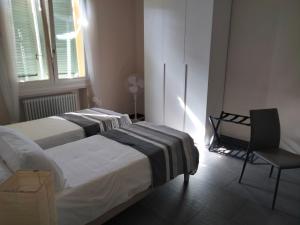 Twin Room with Private Bathroom