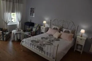 La Little School Chambres d'Hôtes à Arçay - Arçay