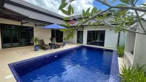 Charis Pool Villa 2 - 3 bedroom with Private Pool - Mancis
