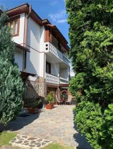 Casa din livada - Borsa