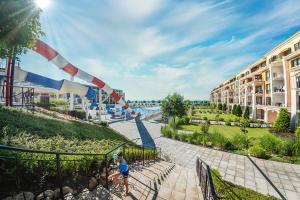 Premier Fort Beach Luxury