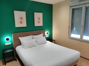 Hotels Hotel de la Tour : photos des chambres