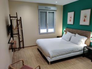 Hotels Hotel de la Tour : Chambre Double