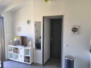 Porticcio très joli T2 climatisé & grande terrasse à 1km de la plage