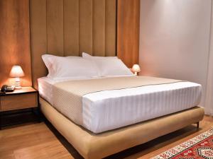 313 Villa City Center