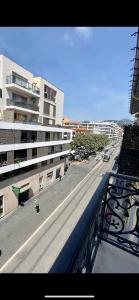 Best studio with AC - 15 min beach - 5 min bars