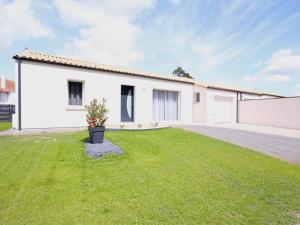 Maisons de vacances Gite Saint-Philbert-de-Grand-Lieu, 3 pieces, 4 personnes - FR-1-306-980 : photos des chambres