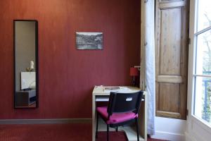 Hotels Logis Hotel Duquesne : Chambre 1 Personne