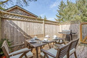 Puffin Hollow - Meredith Lodging