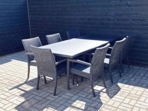 6 person holiday home in Hals-By Traum