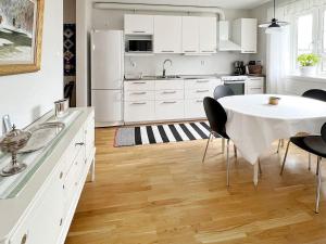 6 person holiday home in YNGSJÖ, SVERIGE-By Traum