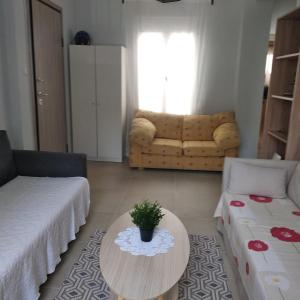 CENTRAL TOWN HOUSE 60m2****