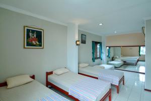 Phòng 4 Người (Quadruple Room)