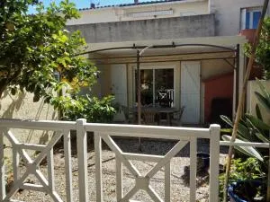 Gîte L'Orangeraie - 2 Adultes - 2 enfants - 埃尔讷