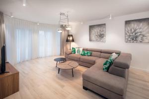 Villa 10
