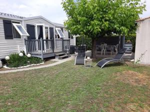 Chalets Chalet Dolus-d'Oleron, 3 pieces, 4 personnes - FR-1-246A-120 : photos des chambres