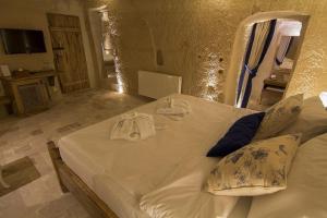 Azure Cave Suites - Cappadocia