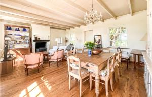 Amazing Home In Graauw