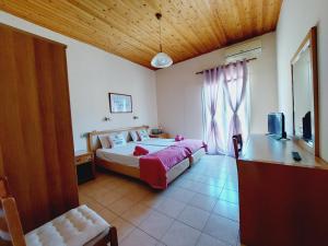 ZOI & ALEXIA APARTMENTS