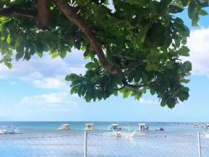 Golden Kirins Beach Resort - 马塔布凯