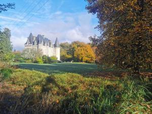 Maisons d'hotes Chateau de Launay Guen : photos des chambres