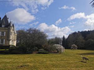 Maisons d'hotes Chateau de Launay Guen : photos des chambres