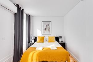 Almada Luxurious Duplex by DAHOME