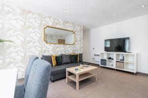 Appartements LA CASA REINE JEANNE- CENTRAL pres de la gare - WIFI - PARKING - Neuf ET CONFORT : photos des chambres