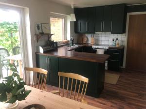 Gatehouse at unique farm, neighbour to yaks & emus