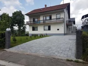 DASS apartmani - Lauš