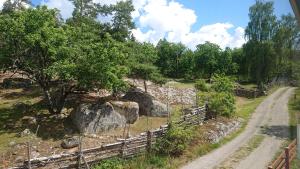 Året runt i väldigt härlig natur Bo på lantgård