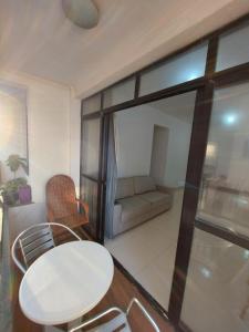 Apto na Praia de Atalaia a 100 metros da Passarela do Caranguejo