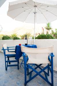 Dreams Apartments - Katelios,Santa Barbara beach