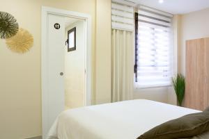 AP TURIST VELÁZQUEZ