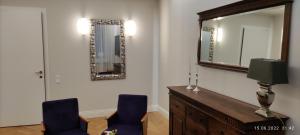 Apartament w modernistycznej kamienicy w Gdyni