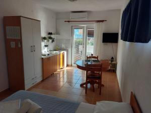 Apartments Burcul Pag