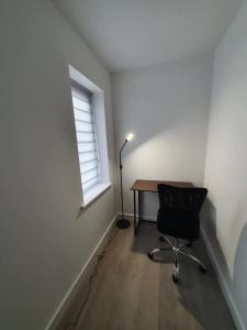 Lovely home close to City Center & Rail Station