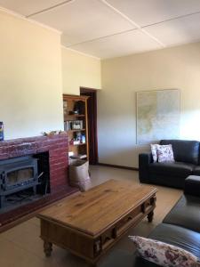 Grindells Hut - Vulkathunha-Gammon Ranges National Park