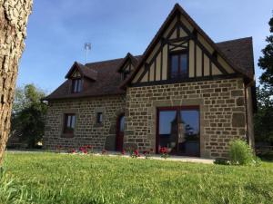 Maisons de vacances Gite Juvigny-Val-d'Andaine, 5 pieces, 9 personnes - FR-1-497-115 : photos des chambres