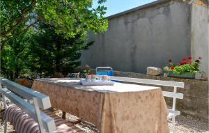 Nice Apartment In Starigrad Paklenica With Wifi