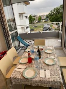 Nuovo appartamento con terrazzo e piscina