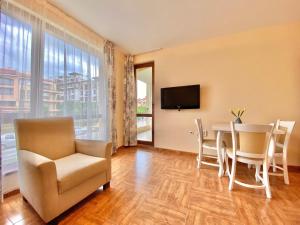 Royal Bay 2 Private apartment BSR