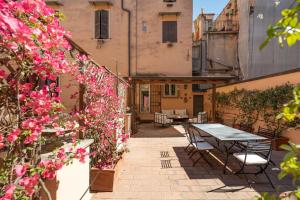 The Pantheon Terrace Experience