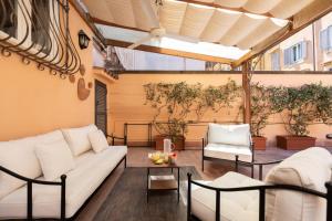 The Pantheon Terrace Experience