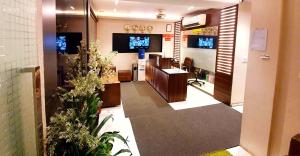 Hotel Heritage - Near Trade Center, Visa Consulate BKC